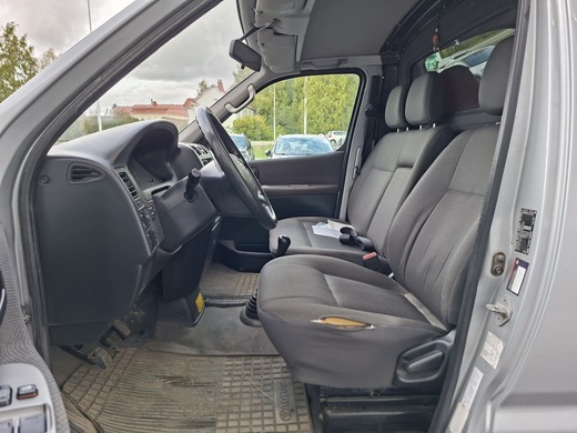 Toyota Hiace vaihtoauto