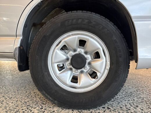Toyota Hiace vaihtoauto