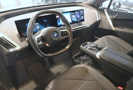 BMW iX vaihtoauto
