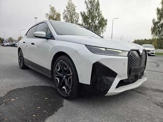 BMW iX vaihtoauto