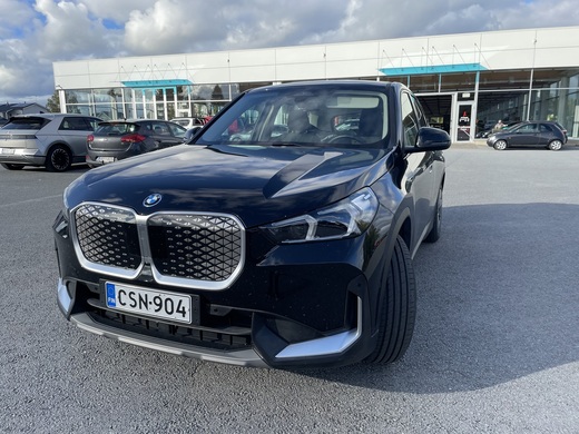 BMW iX1 vaihtoauto