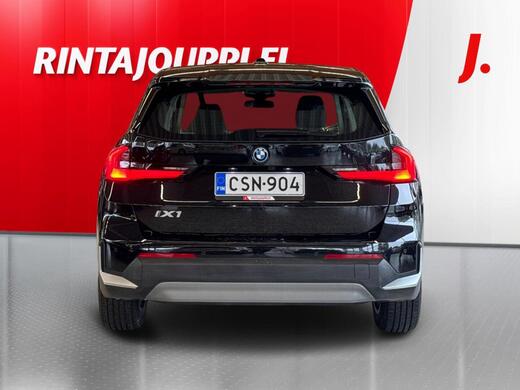 BMW iX1 vaihtoauto