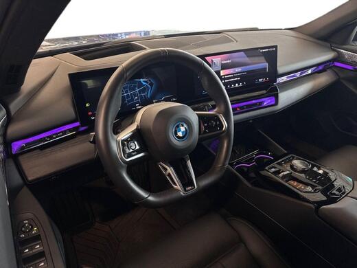 BMW i5 vaihtoauto