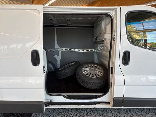 Opel Vivaro vaihtoauto