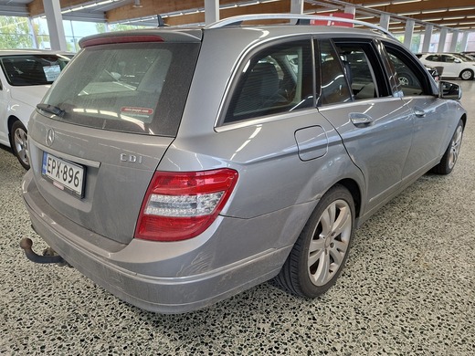 Mercedes-Benz C vaihtoauto