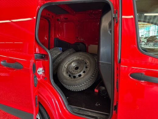 Ford Transit Courier vaihtoauto