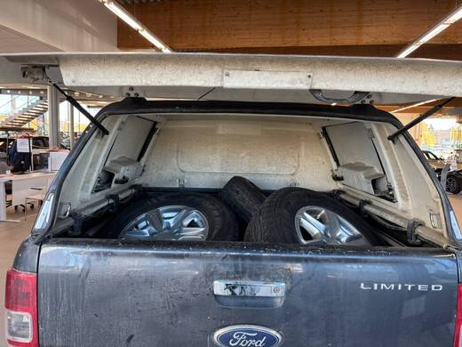 Ford Ranger vaihtoauto