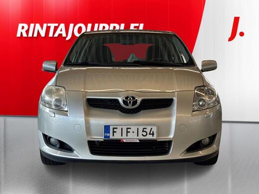 Toyota Auris vaihtoauto