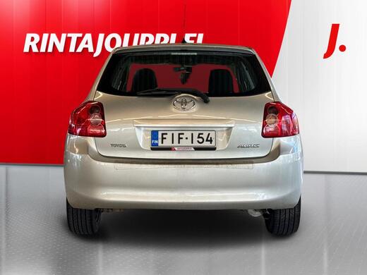Toyota Auris vaihtoauto