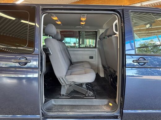Volkswagen Caravelle vaihtoauto