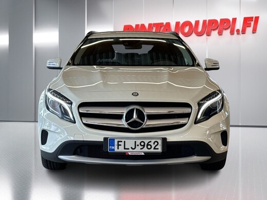Mercedes-Benz GLA vaihtoauto