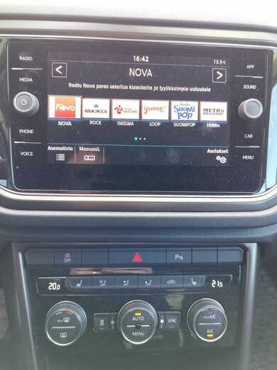 Volkswagen T-Roc vaihtoauto