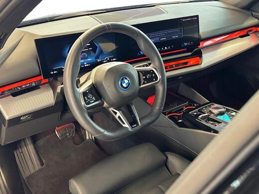 BMW i5 vaihtoauto