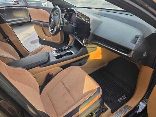 Lexus RZ vaihtoauto
