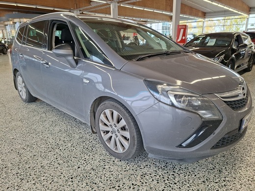 Opel Zafira Tourer vaihtoauto
