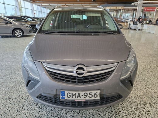 Opel Zafira Tourer vaihtoauto