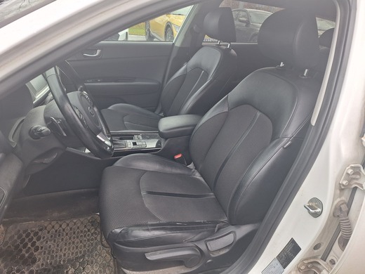 Kia Optima vaihtoauto