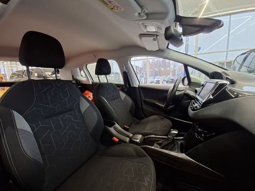 Peugeot 2008 vaihtoauto