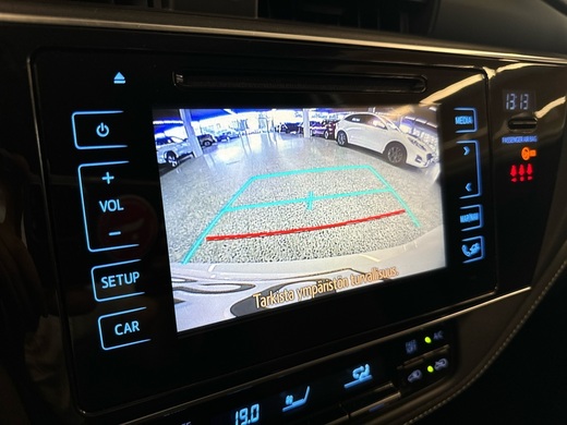 Toyota Auris vaihtoauto