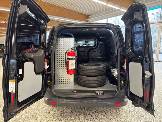 Ford Transit Courier vaihtoauto