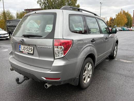 Subaru Forester vaihtoauto
