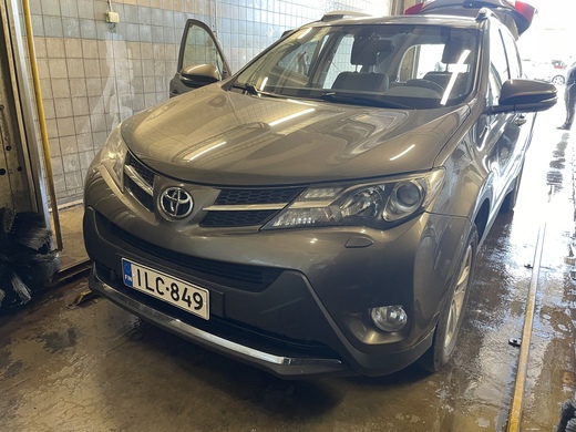 Toyota RAV4 vaihtoauto