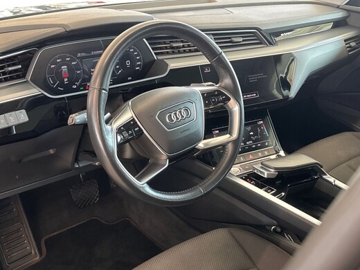 Audi e-tron vaihtoauto