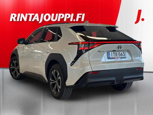 Toyota bZ4X vaihtoauto