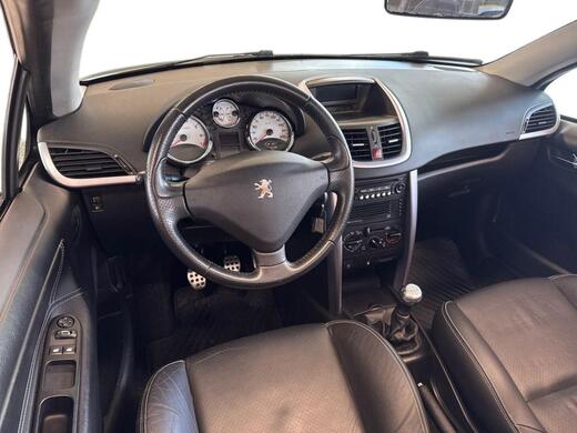 Peugeot 207 vaihtoauto