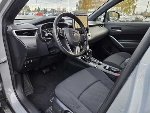 Toyota Corolla Cross vaihtoauto