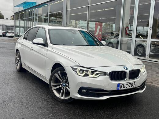 BMW 330 vaihtoauto