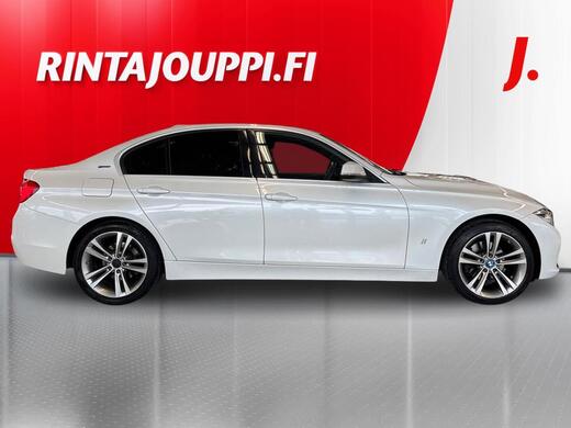 BMW 330 vaihtoauto
