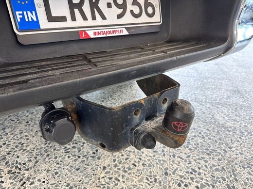 Toyota Hilux vaihtoauto