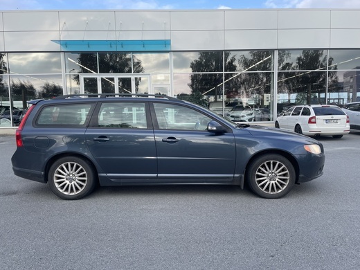 Volvo V70 vaihtoauto