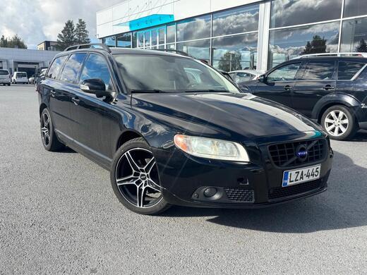 Volvo V70 vaihtoauto