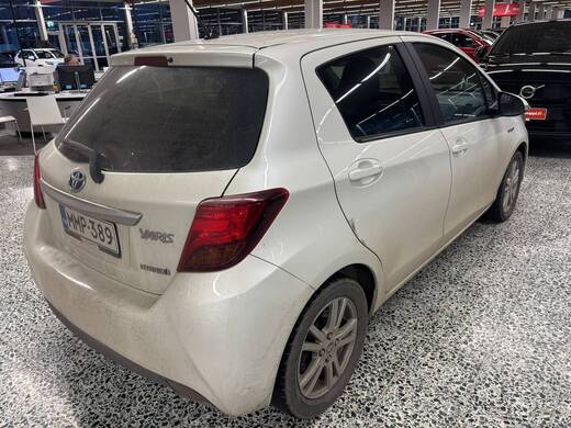 Toyota Yaris vaihtoauto
