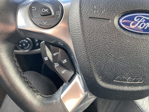 Ford Transit Connect vaihtoauto