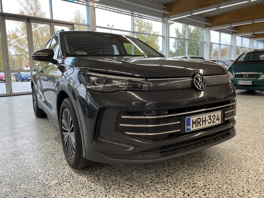 Volkswagen Tiguan vaihtoauto