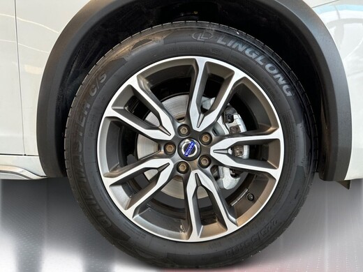 Volvo V60 Cross Country vaihtoauto