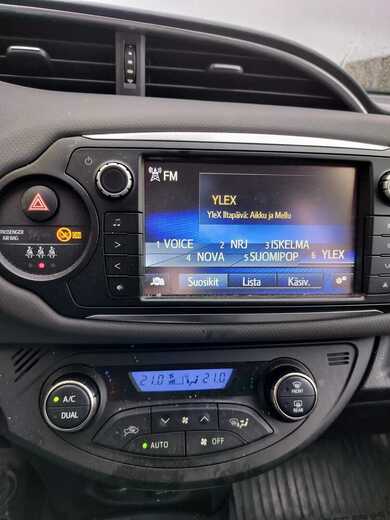 Toyota Yaris vaihtoauto
