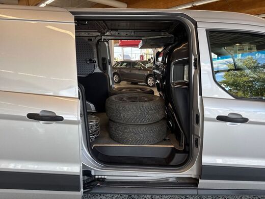 Ford Transit Connect vaihtoauto