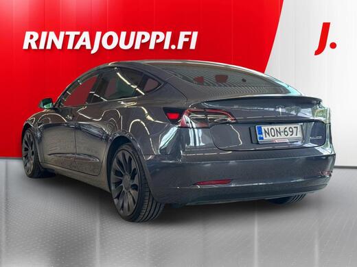 Tesla Model 3 vaihtoauto