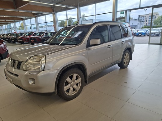 Nissan X-Trail vaihtoauto