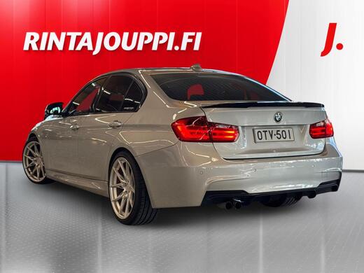 BMW 330 vaihtoauto
