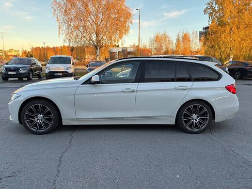 BMW 320 vaihtoauto