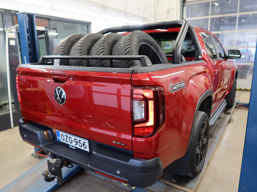 Volkswagen Amarok vaihtoauto