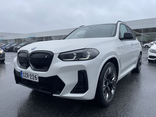 BMW iX3 vaihtoauto
