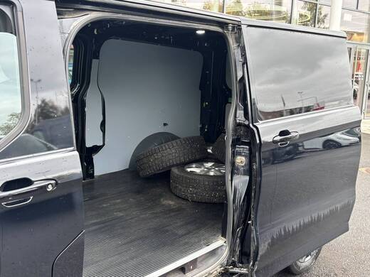 Ford Transit Custom vaihtoauto