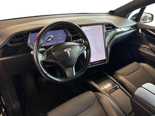 Tesla Model X vaihtoauto