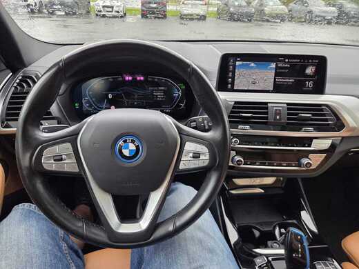 BMW iX3 vaihtoauto